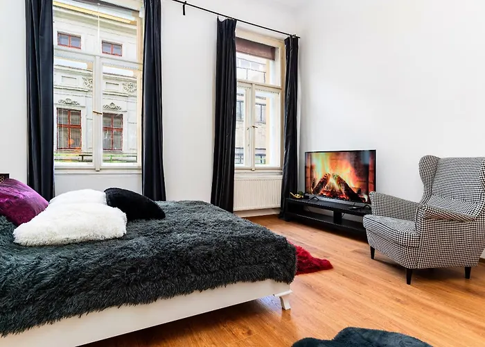 Black Diamond Suite